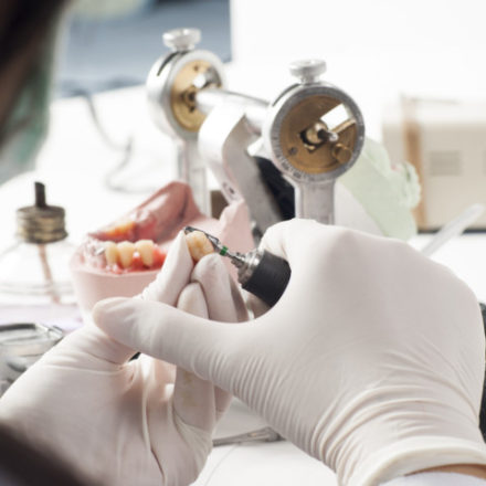 歯科技工士